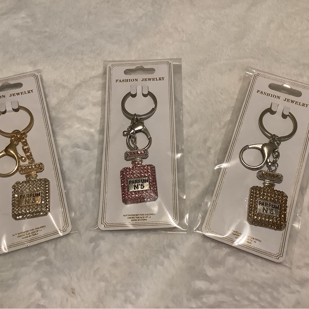 Fashion Jewelry Perfume Bottle keychains.